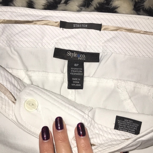 Style & co Petite 4P stretch white capris - Picture 4 of 4